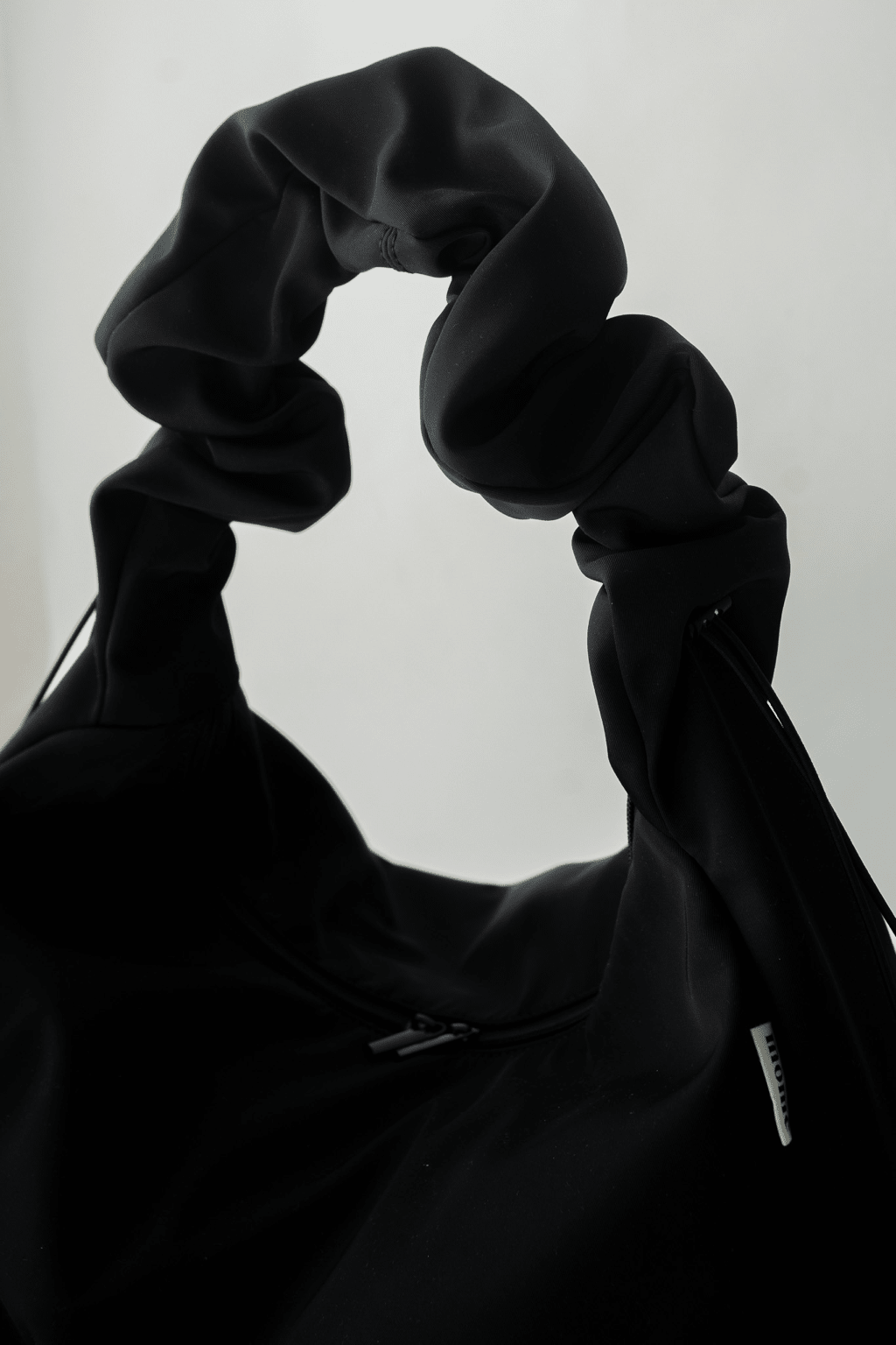 momé arc - onyx - momé